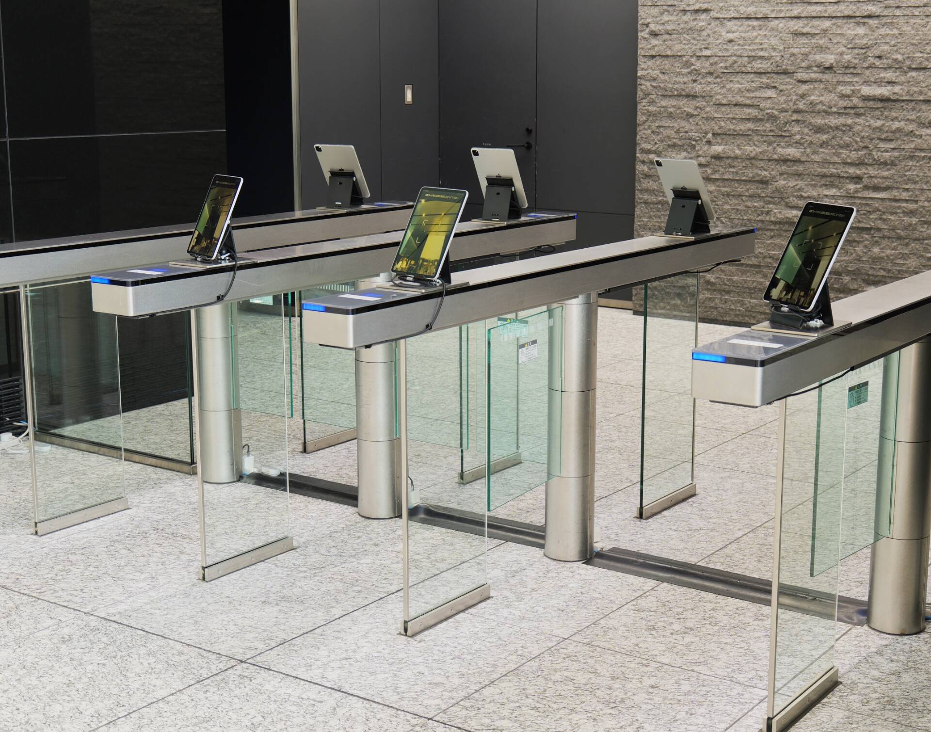 PASONA SQUARE 2F　エントランス